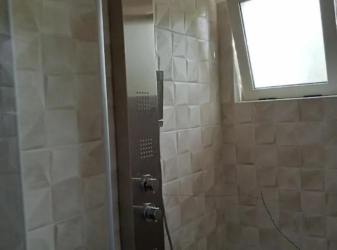 Affittacamere Il Colle Degli Ulivi 3*